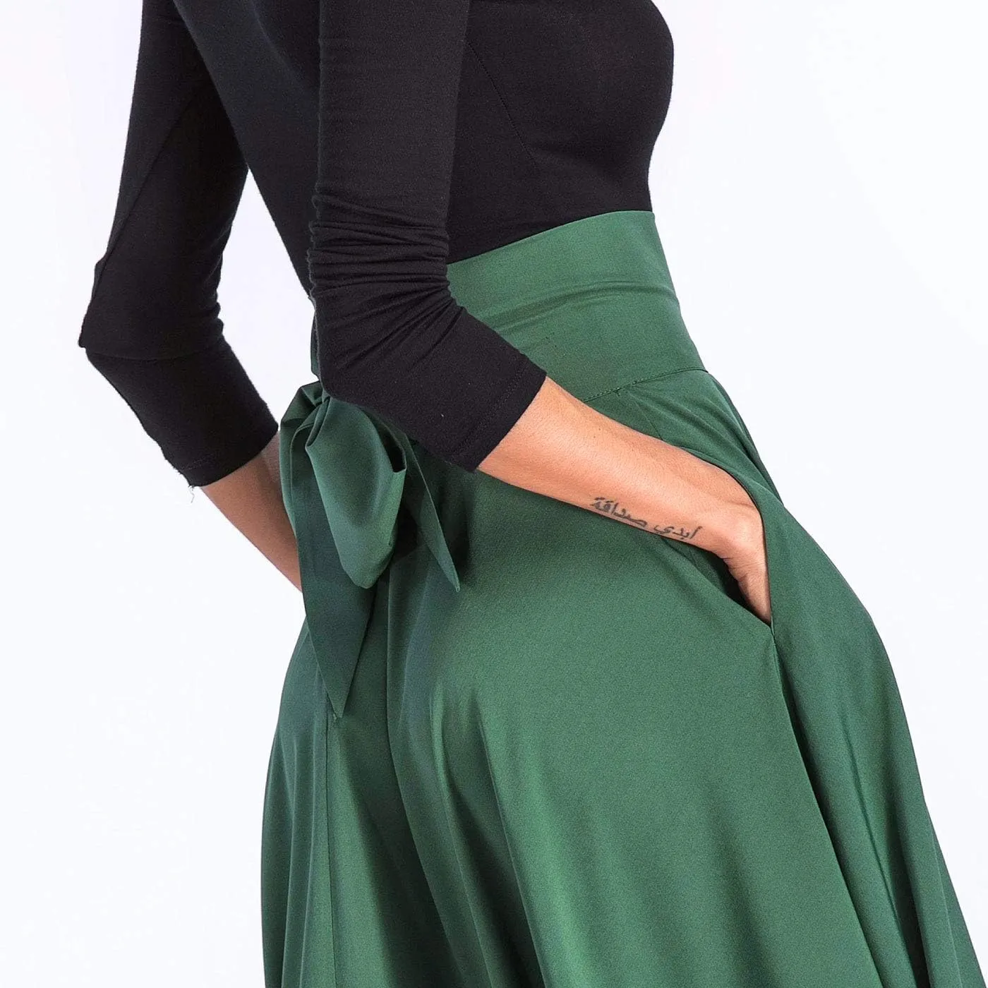 Aivtalk Women High Waist Long Skirt with Slit Pockets Bow Tie Pleated Maxi Skirt