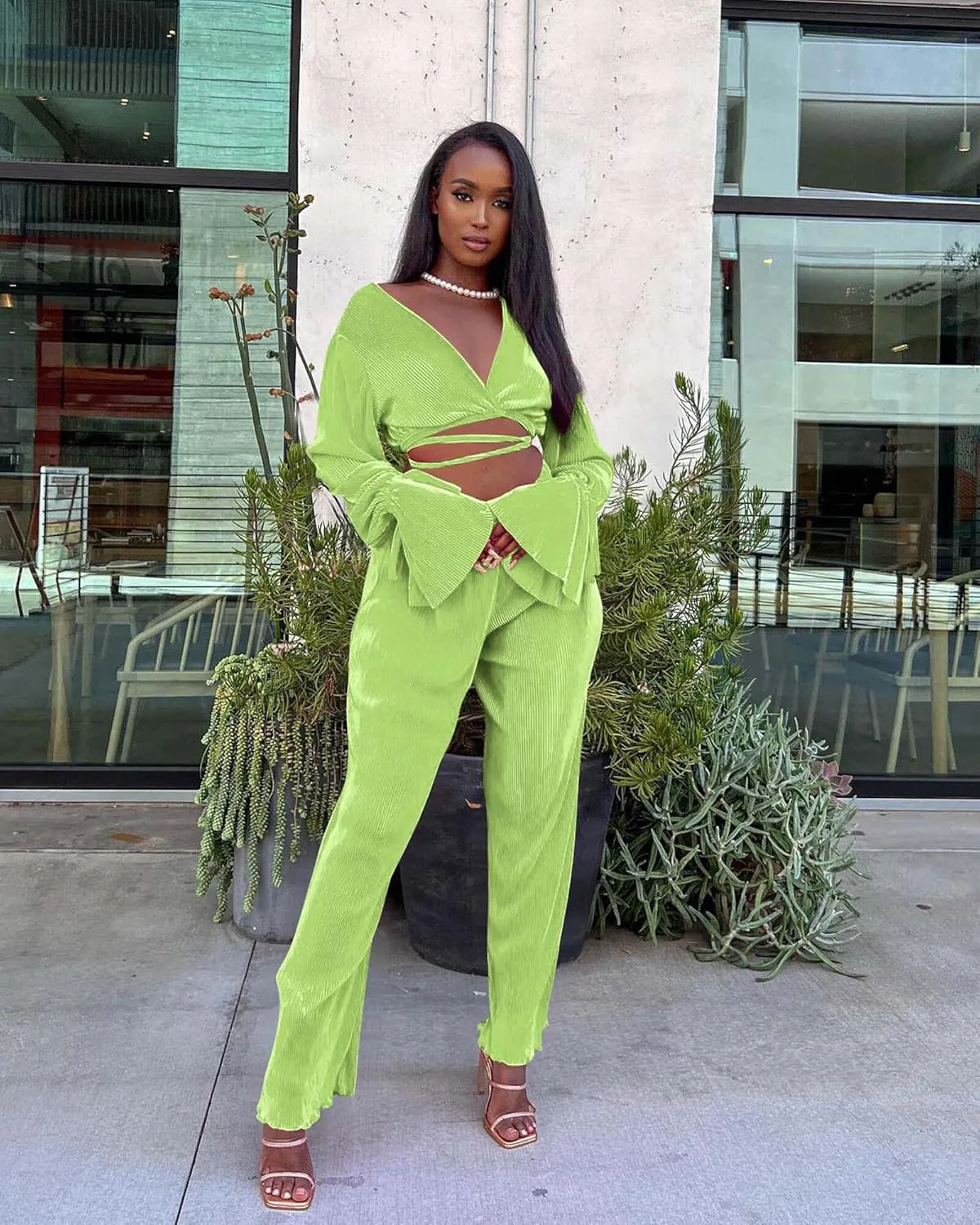 Doweha Two Piece Outfits for Women Summer Cute Plisse Set Outfit Lounge Sets Bell Sleeve Top Pants Sets Sexy 2 Piece Outfits