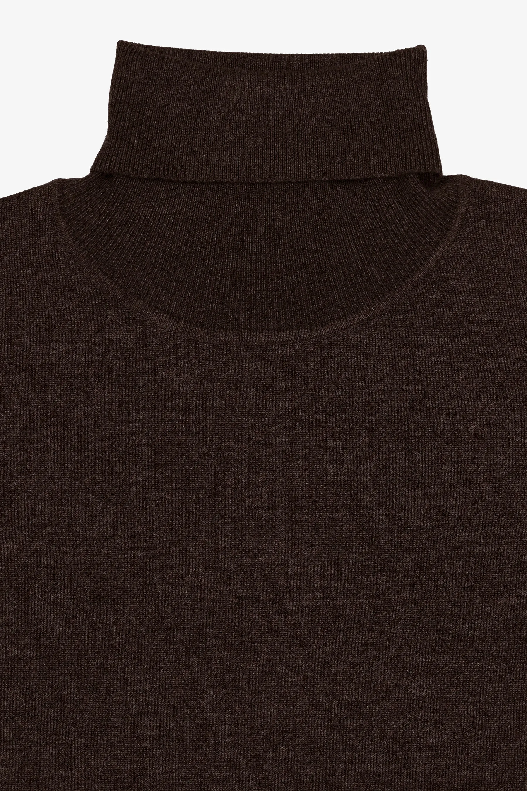Maglia dolcevita basic marrone