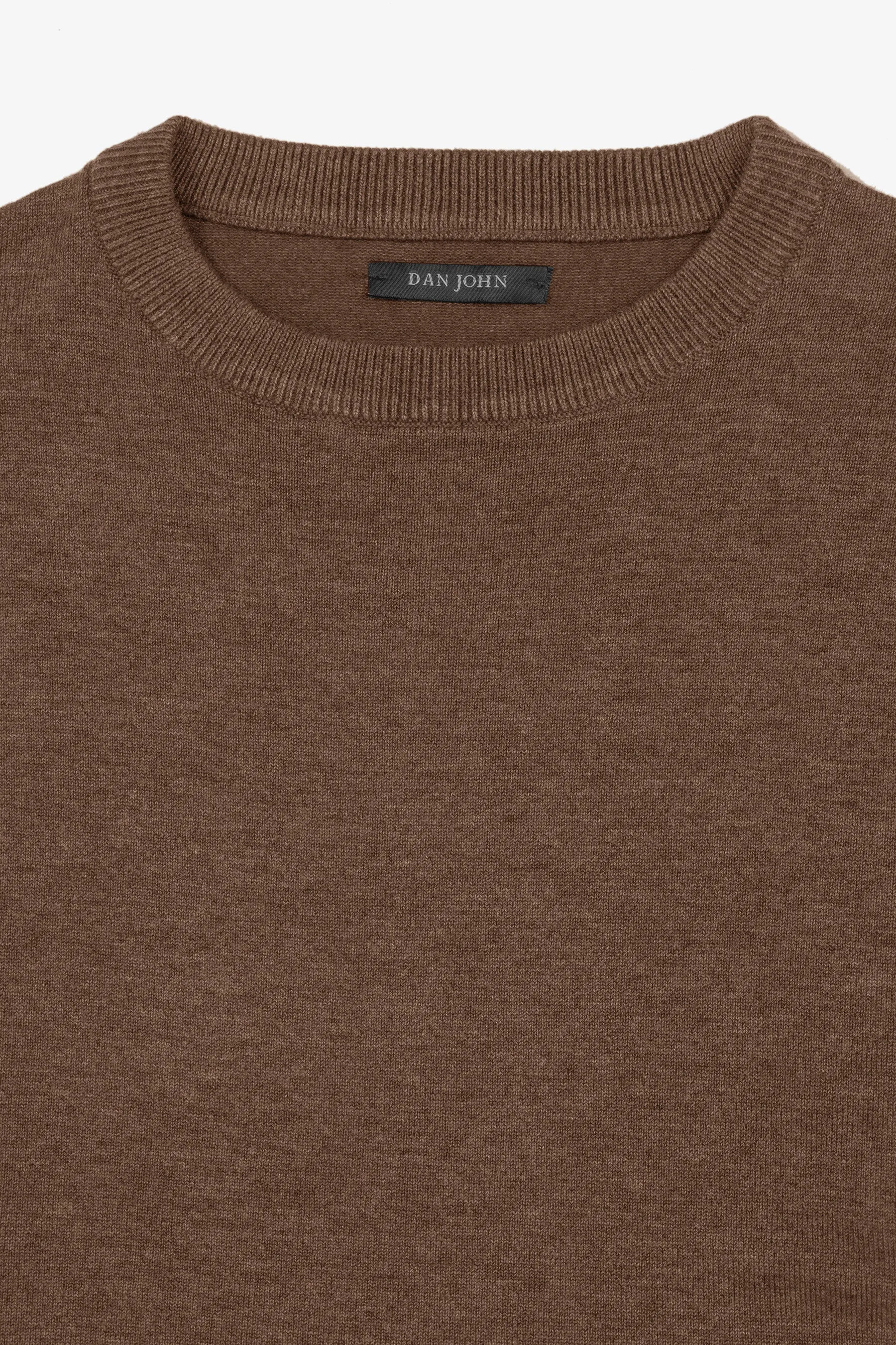Maglia girocollo basic cammello