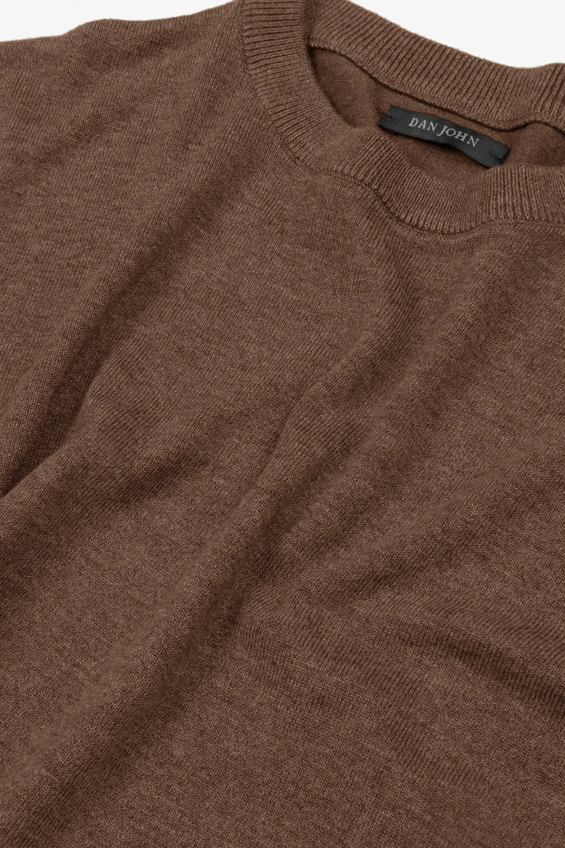 Maglia girocollo basic cammello