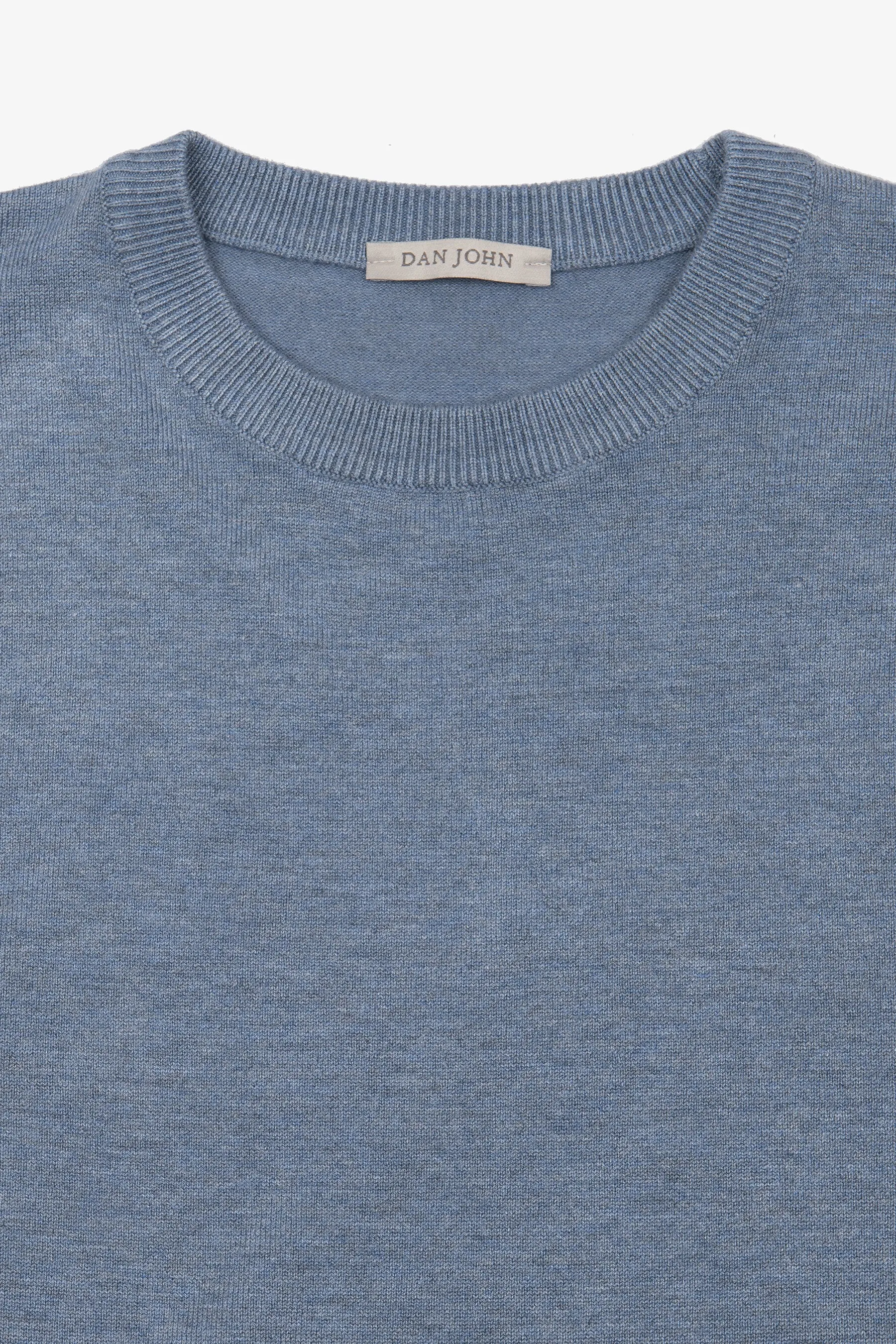 Maglia girocollo basic celeste