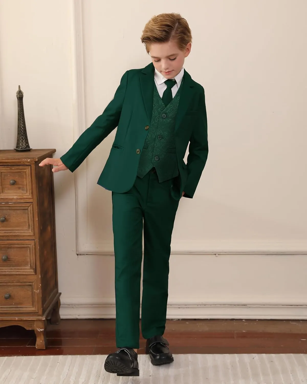 SANMIO Boys Suit 4 Piece Slim Fit Boys Suits Jacket Vest Pants Tie for Kids Suits Sets Boy Formal Tuxedo Set