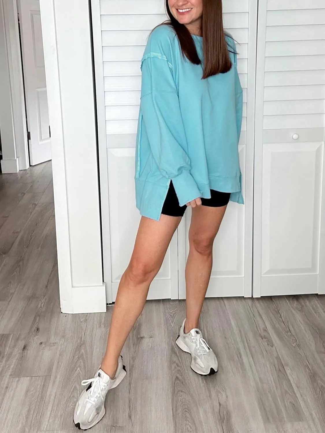 Women's Oversized Sweatshirt Crewneck Long Sleeve Side Slit Casual Loose Slouchy Pullover Top