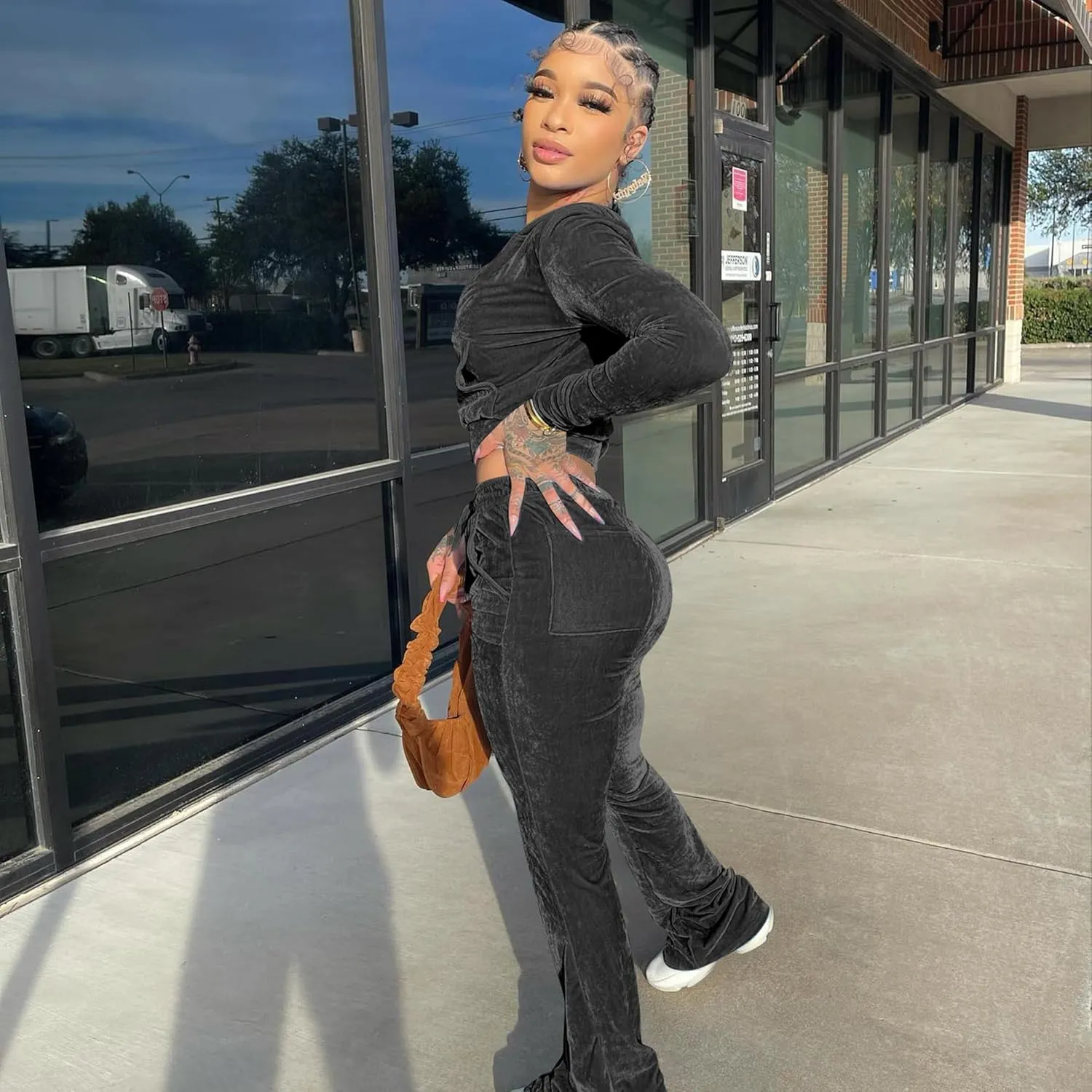 yidengymx Womens Velour Tracksuit Two Piece Outfits for Women Long Sleeve Hooded Zip Crop Tops Flared Pants Set
