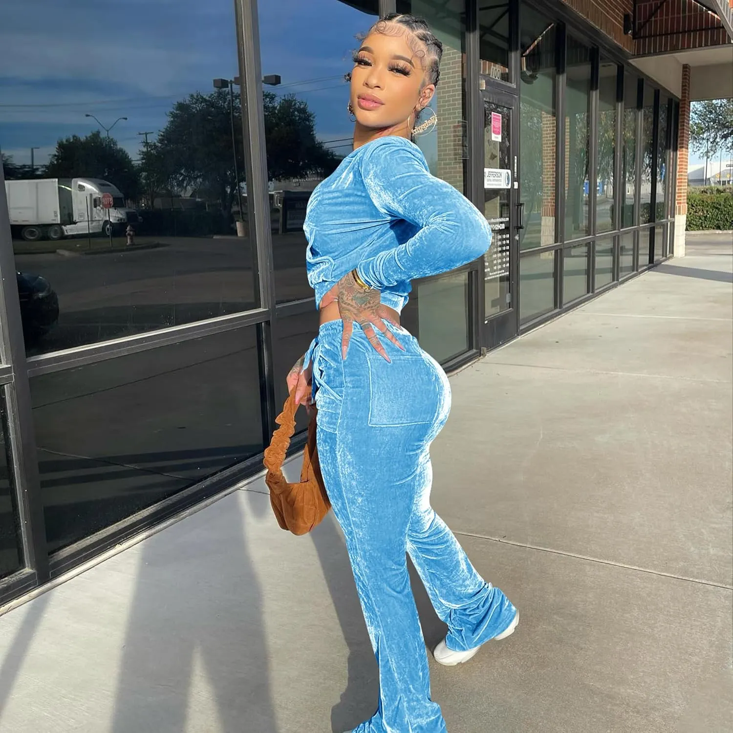 yidengymx Womens Velour Tracksuit Two Piece Outfits for Women Long Sleeve Hooded Zip Crop Tops Flared Pants Set